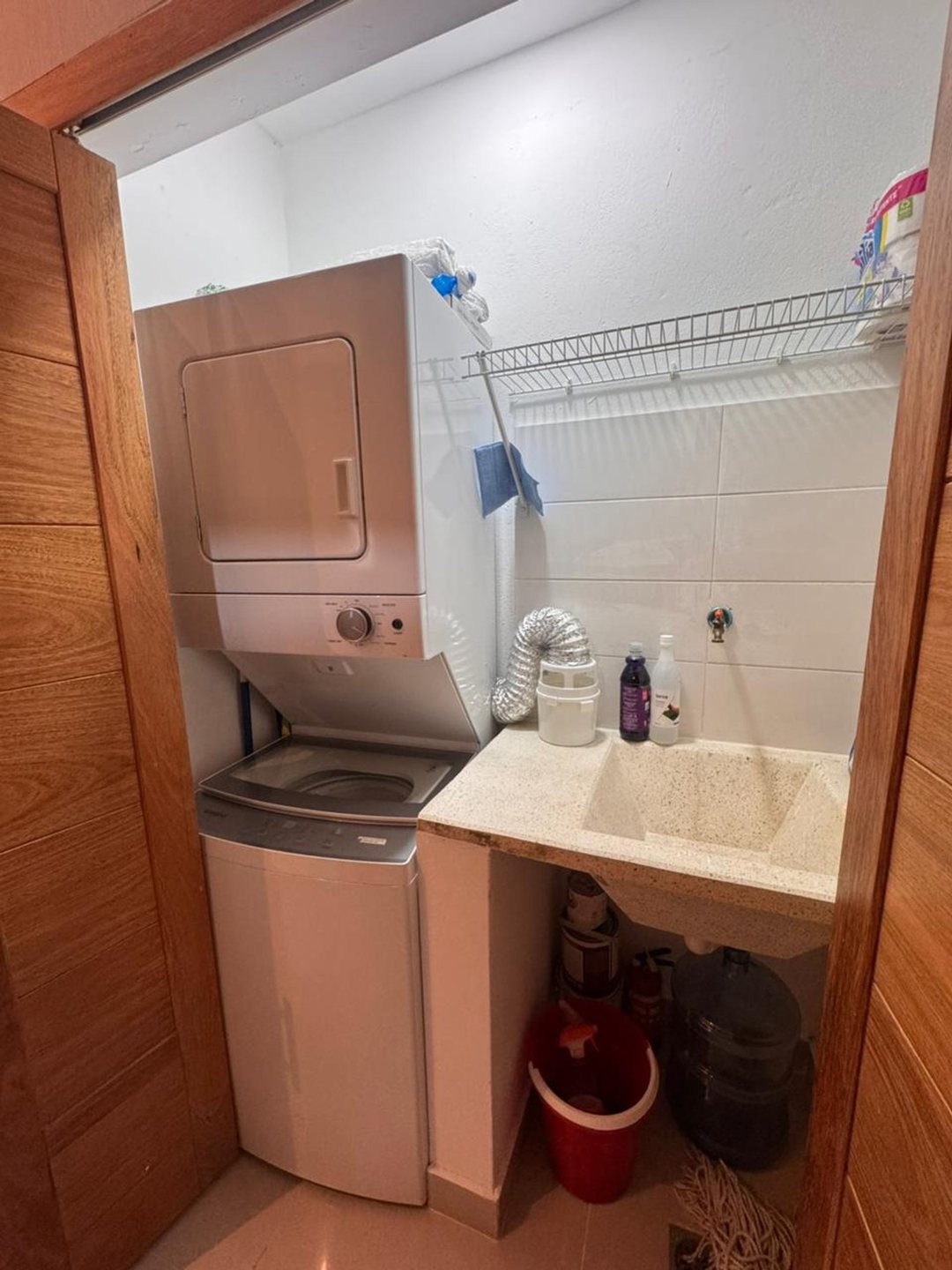 Apartamento Amueblado en Evaristo