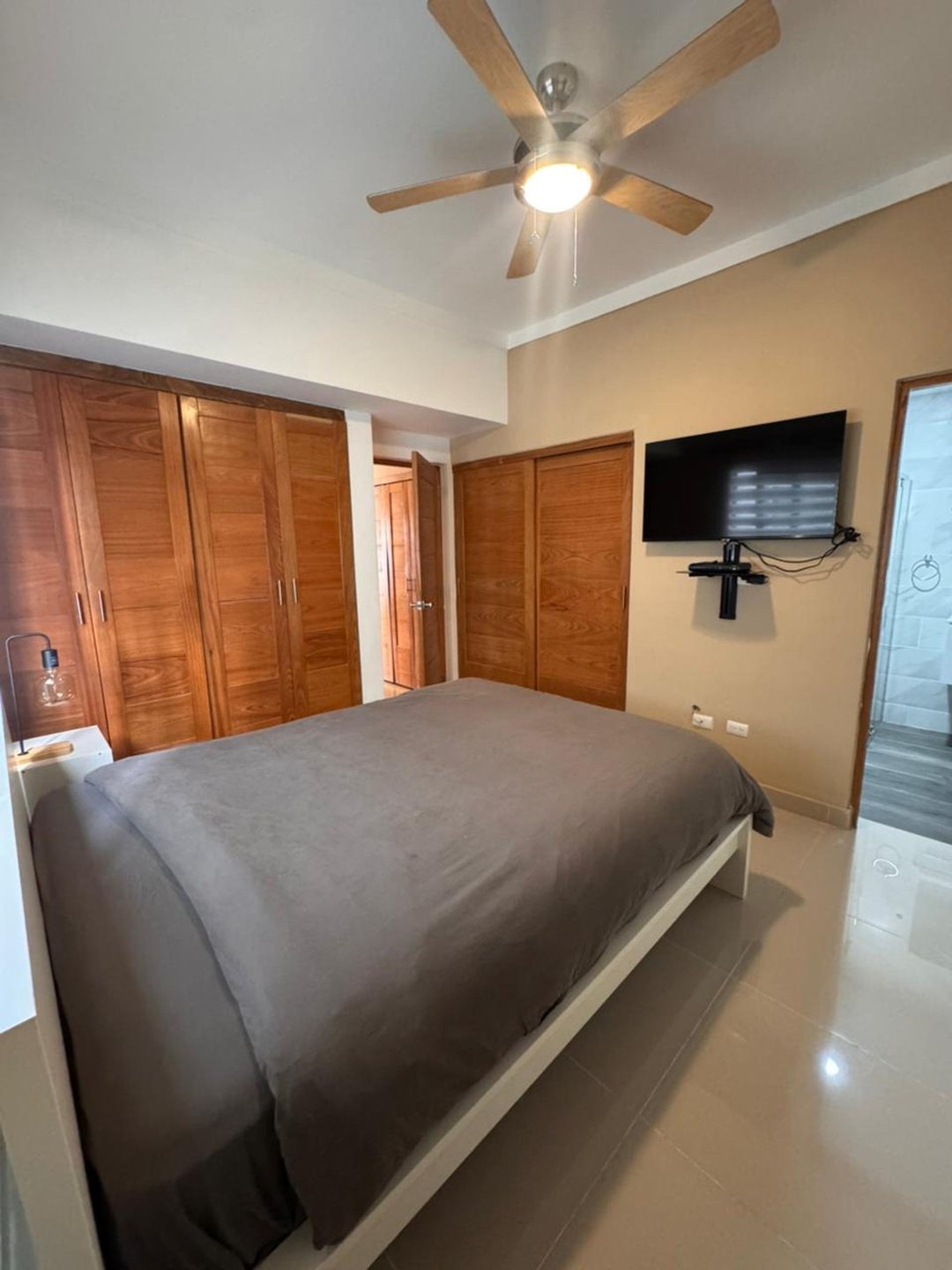 Apartamento Amueblado en Evaristo