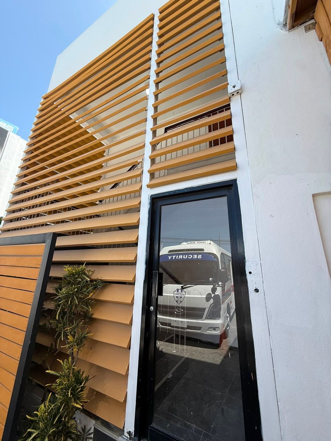 Se renta Local Comercial en la zona de COCOTAL