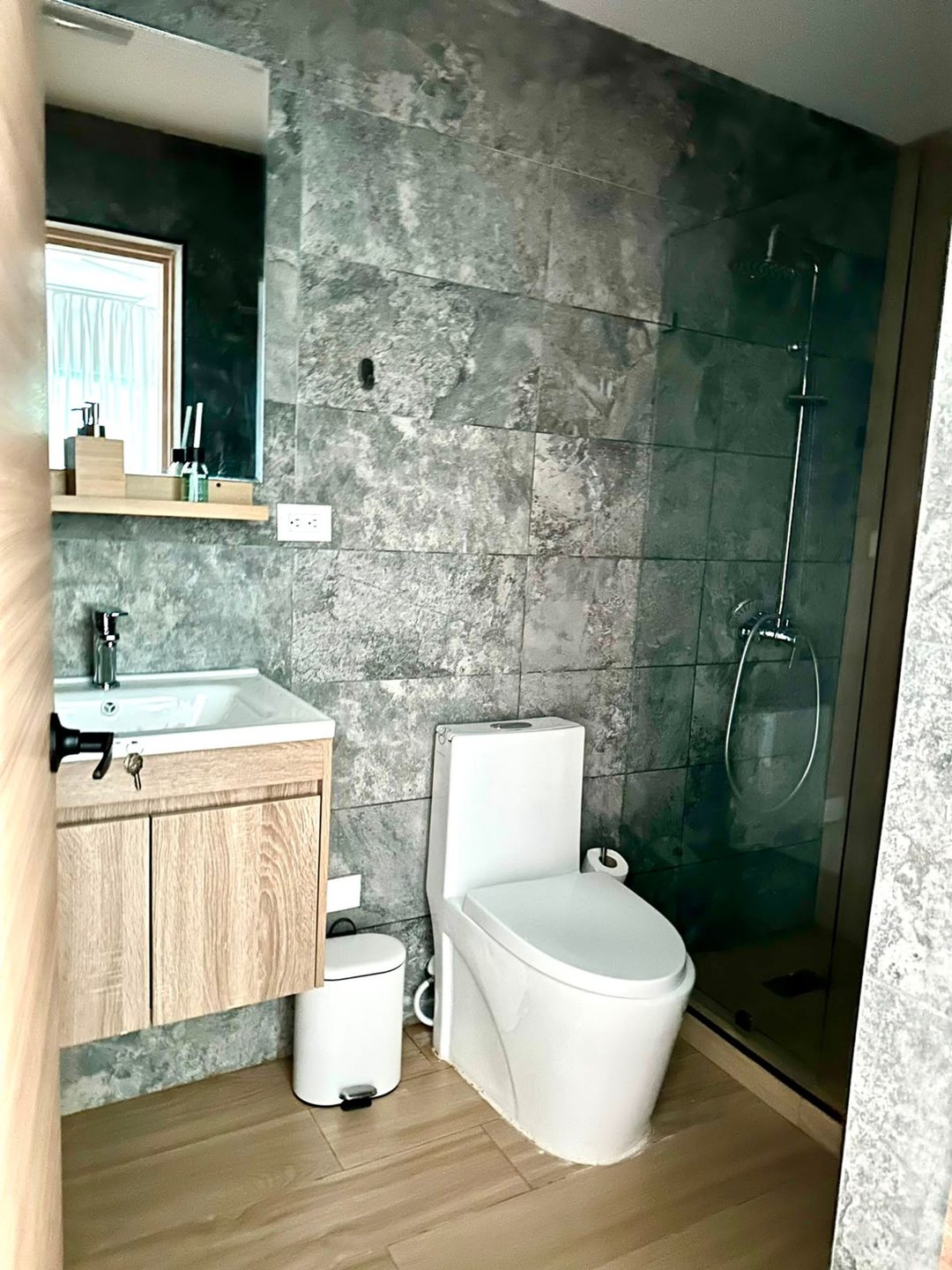 Villa nueva y amueblada en Vistacana