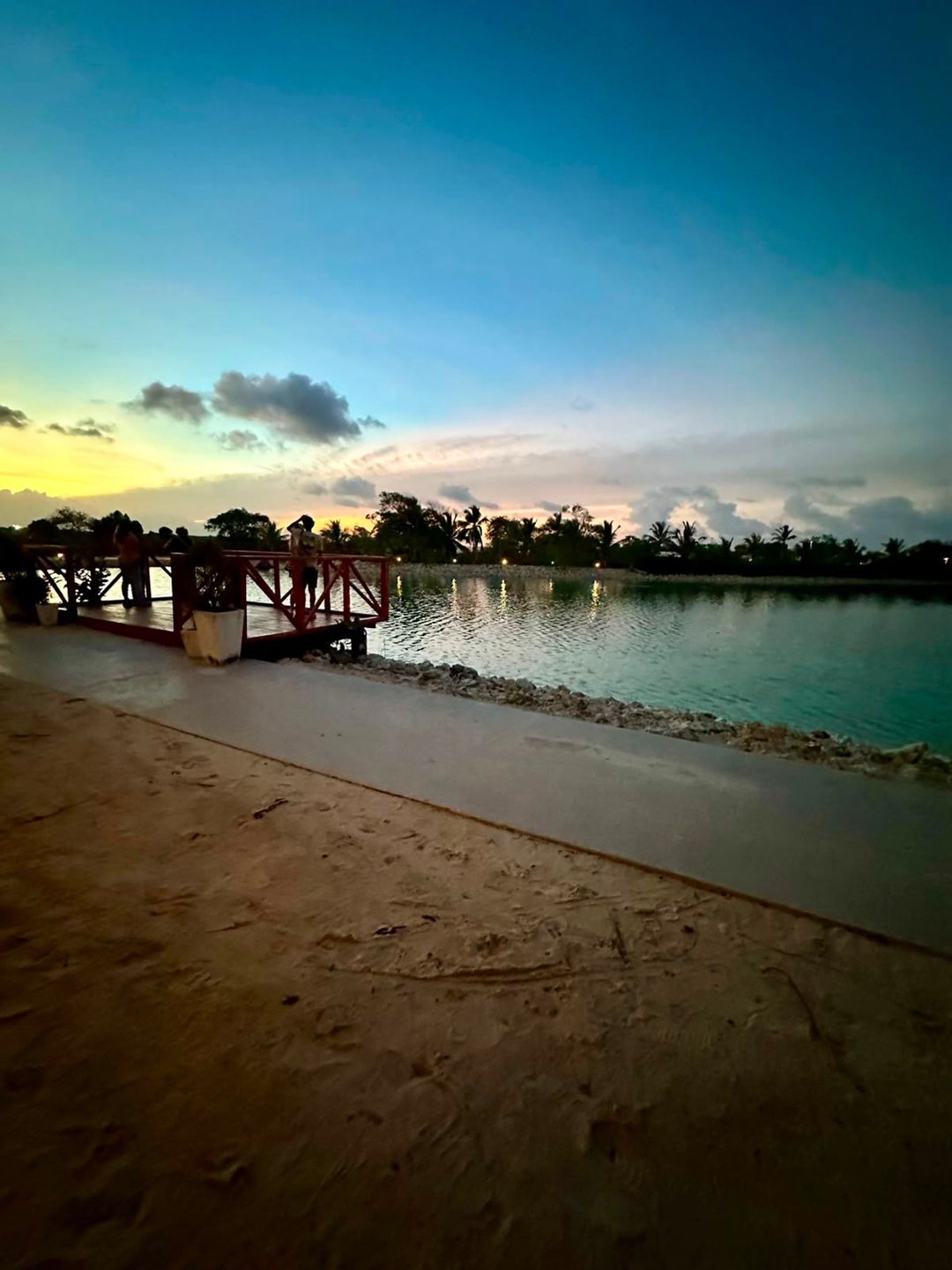 Villa nueva y amueblada en Vistacana