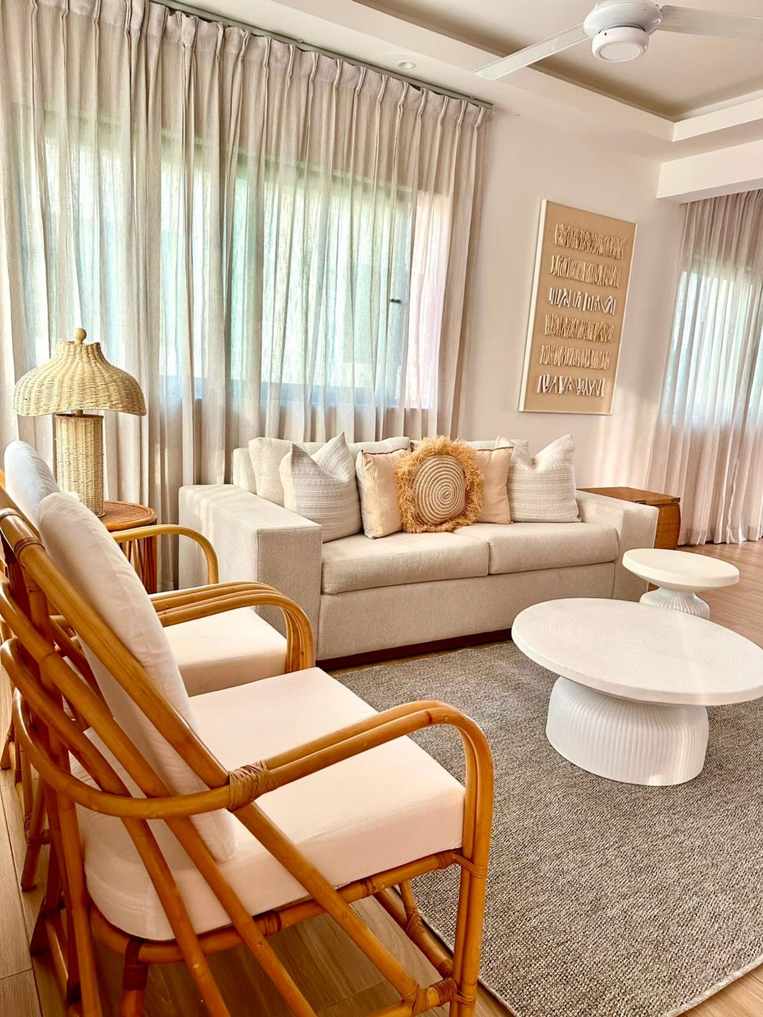 Villa nueva y amueblada en Vistacana