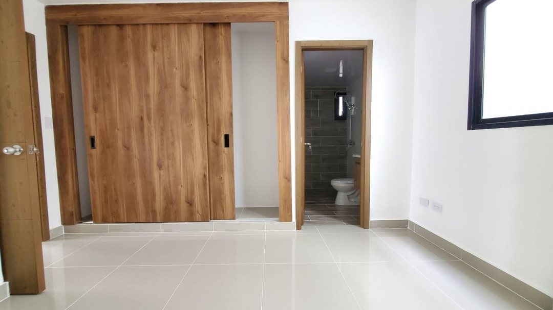 Alquilo Apartamento en Riviera Verde