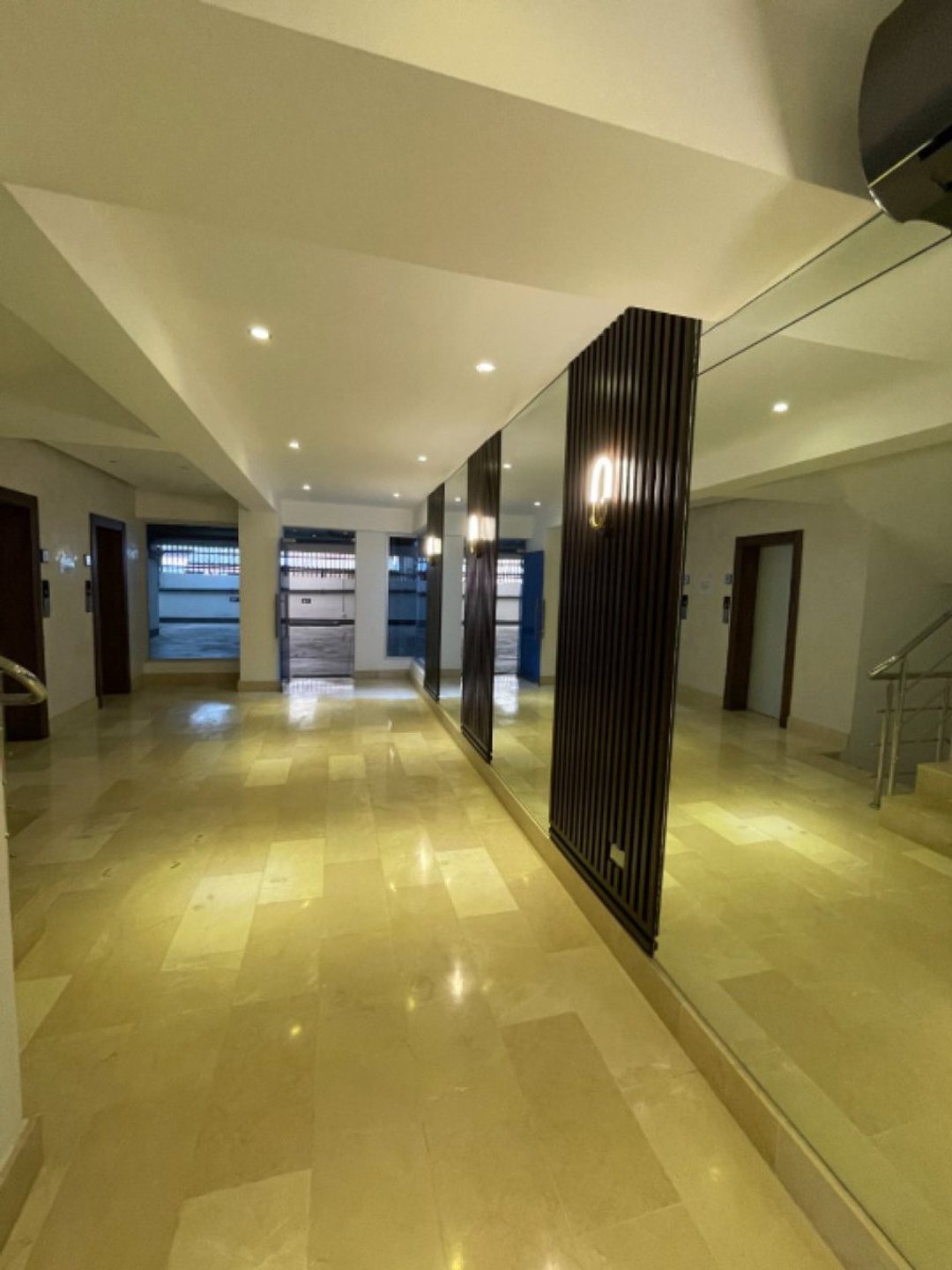 APARTAMENTO EN ALQUILER 1 DORMITORIO ENSANCHE SERR