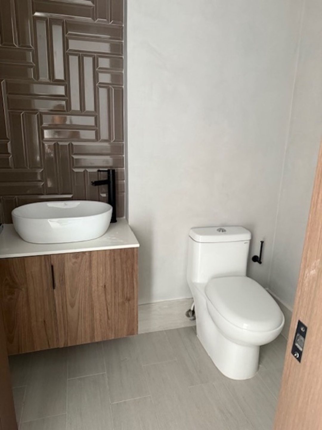 Excelente Apartamento con Línea Blanca en Piantini