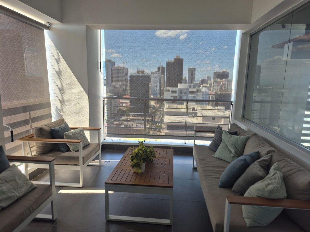 Penthouse amueblado en alquiler en Piantini