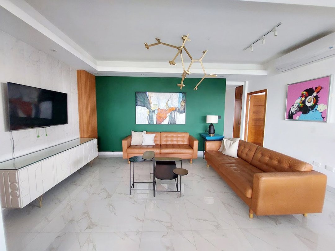 Apartamento Amueblado de 3 habitaciones