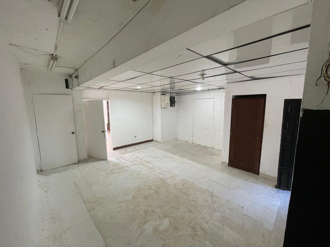Local Comercial de 58m² en Primer Piso Edificio IX