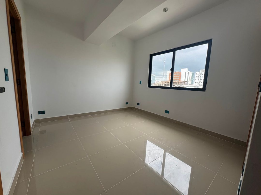APARTAMENTO EN ALQUILER