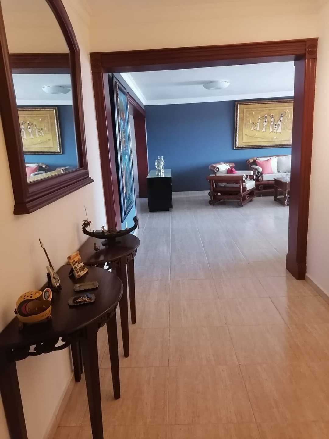 Alquiler Apartamento amueblado, Av, Independencia