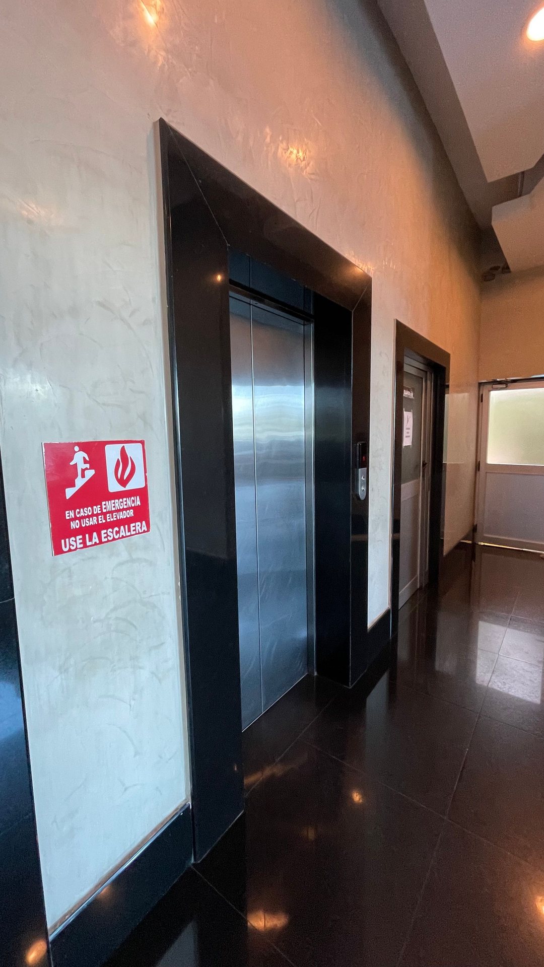 Local de oficina en edificio Profesional