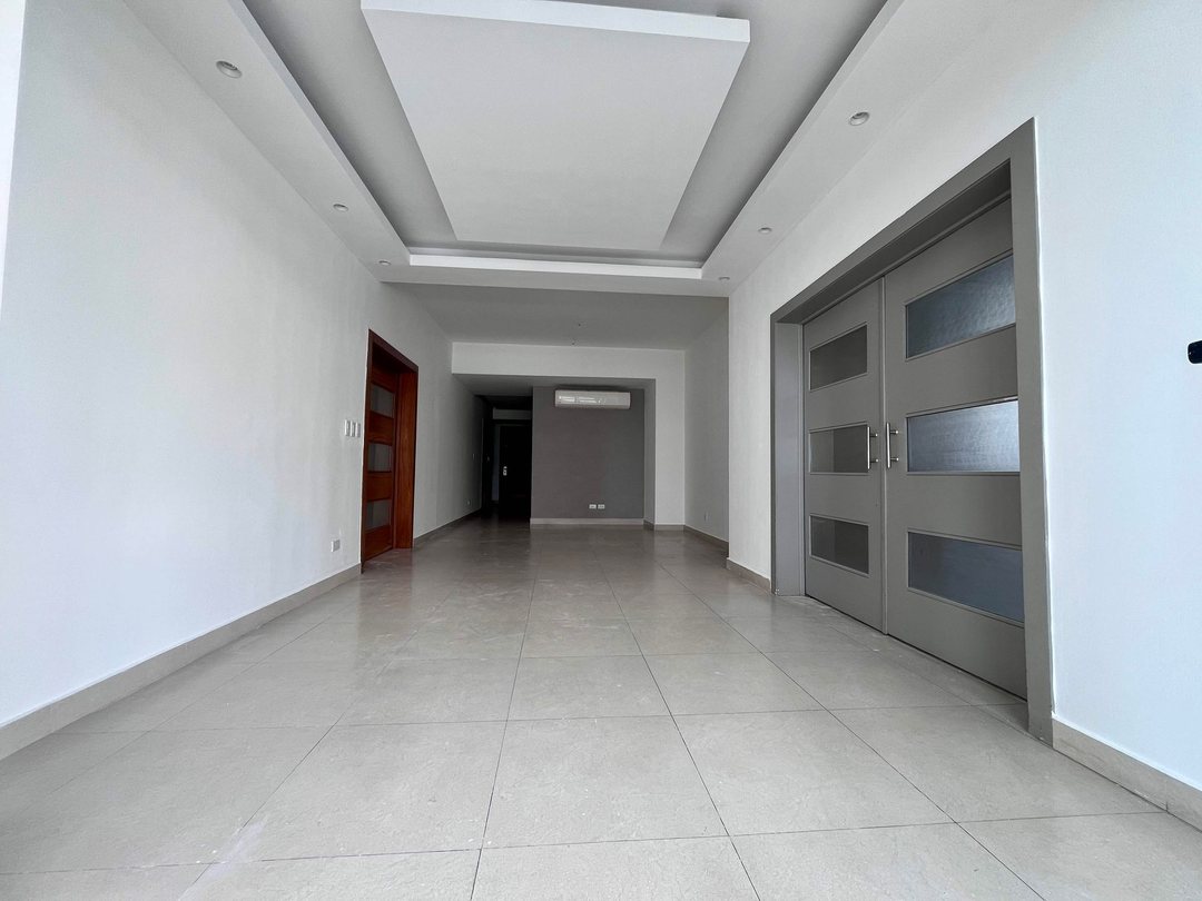 Apto en alquiler en Naco | 3 habs + estudio