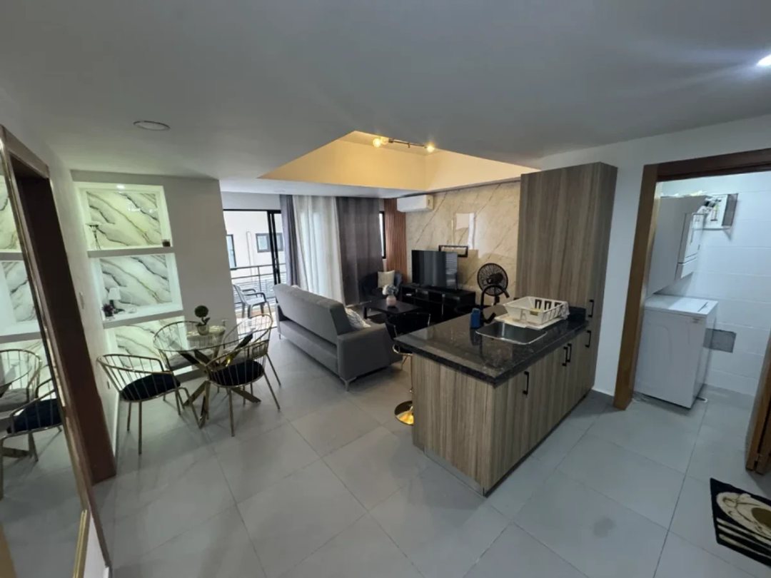 Apartamento Amueblado en Evaristo Morales