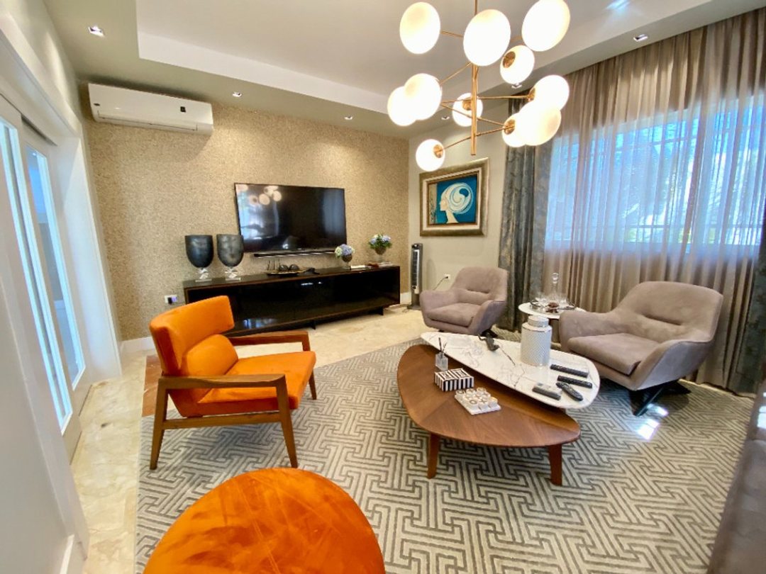For Sell o Rent House at Isabel Villas
