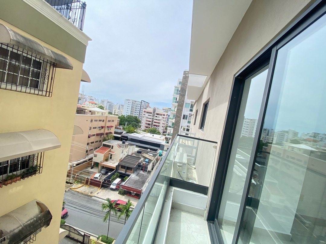Apartamento NUEVO en alquiler en EVARISTO MORALES