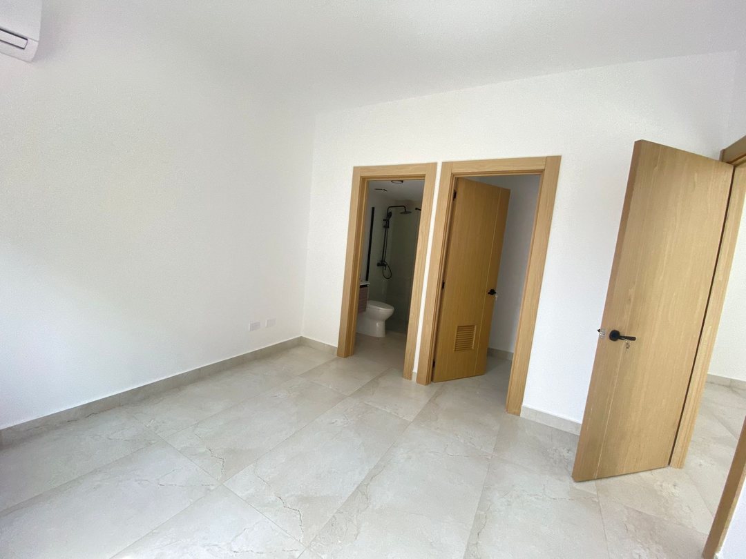 Apartamento NUEVO en alquiler en EVARISTO MORALES