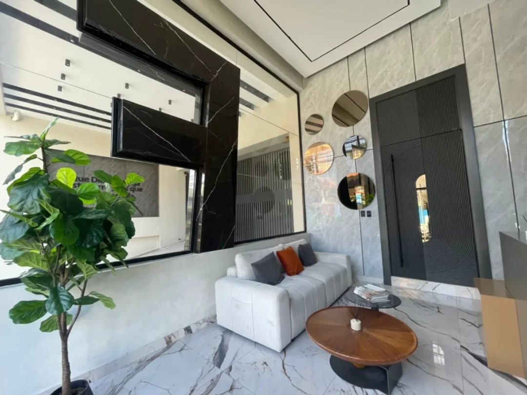 Hermoso y lujoso Apartamento en Corales del Sur