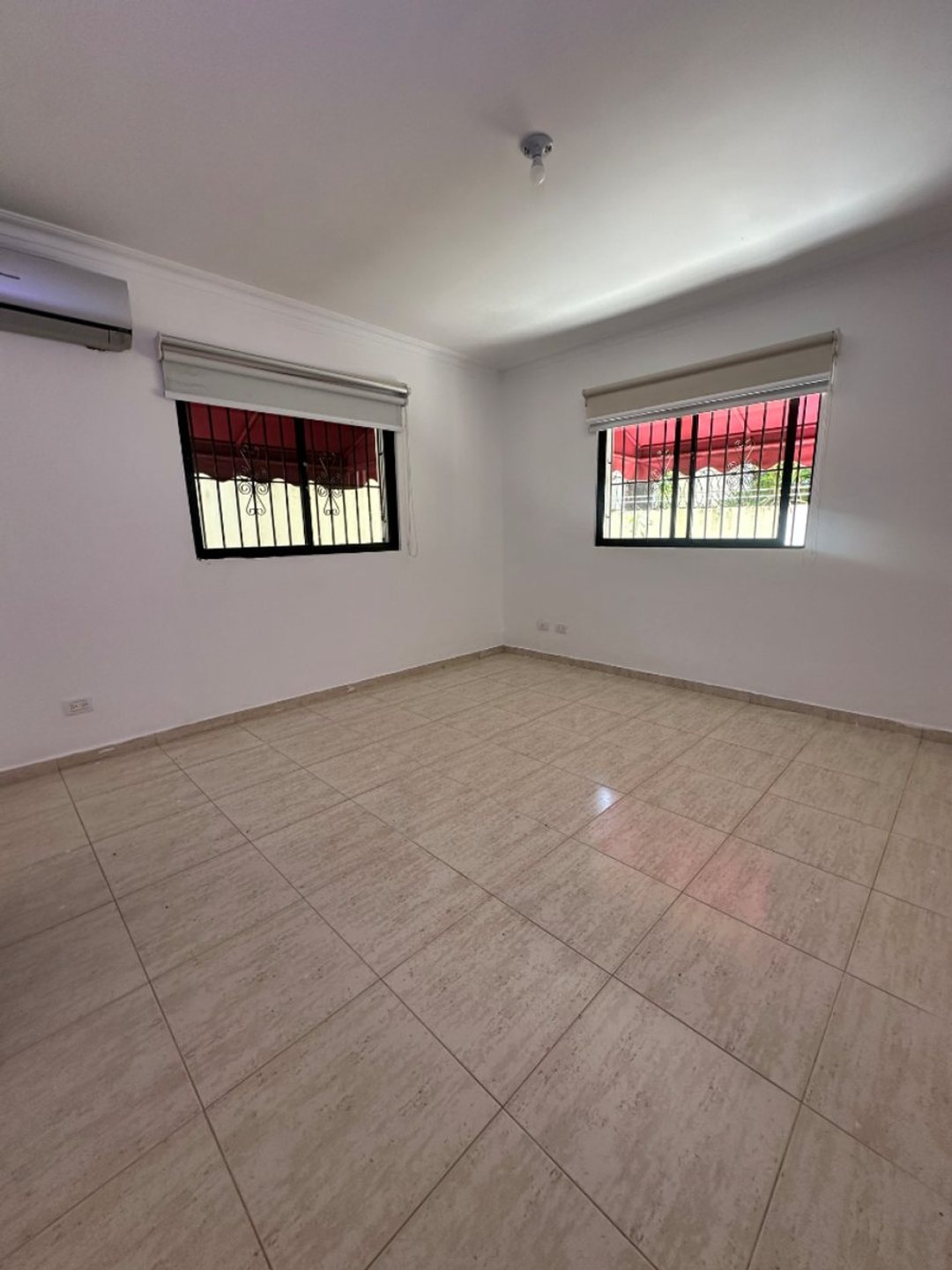 Apartamento en Hatuey 28, Scarlet Michelle