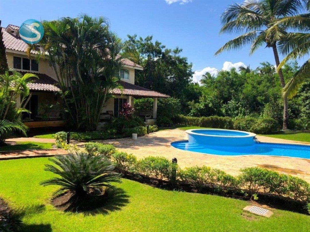 Casa en Metro Country Club, San Pedro