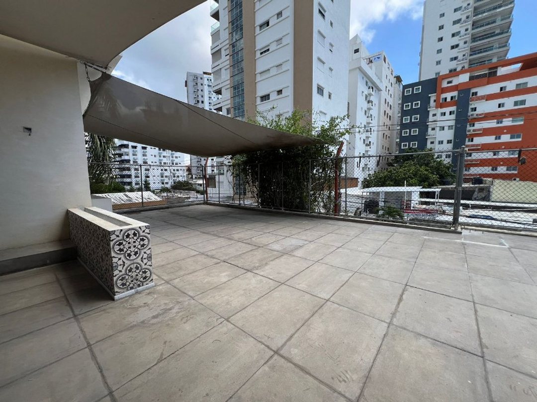 Local Comercial en Ensanche Naco, Santo Domingo