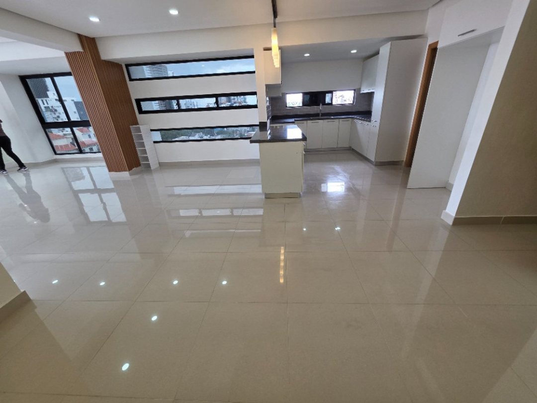 Apartamento en Alma Rosa I, Santo Domingo Este
