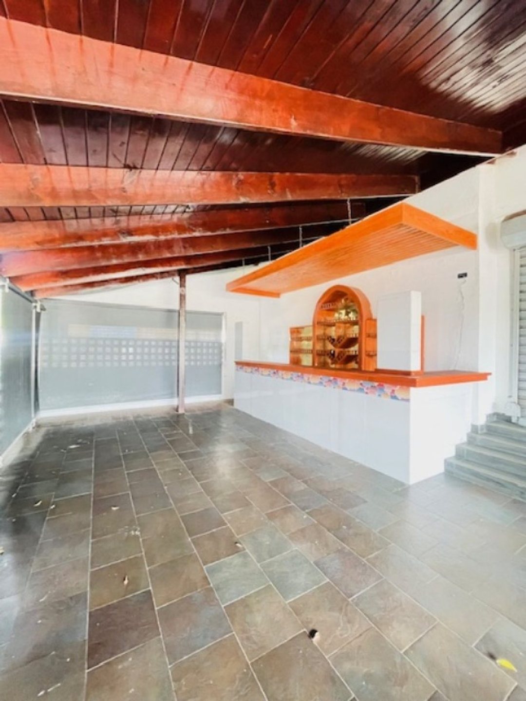 Propiedad Comercial en Zona Universitaria
