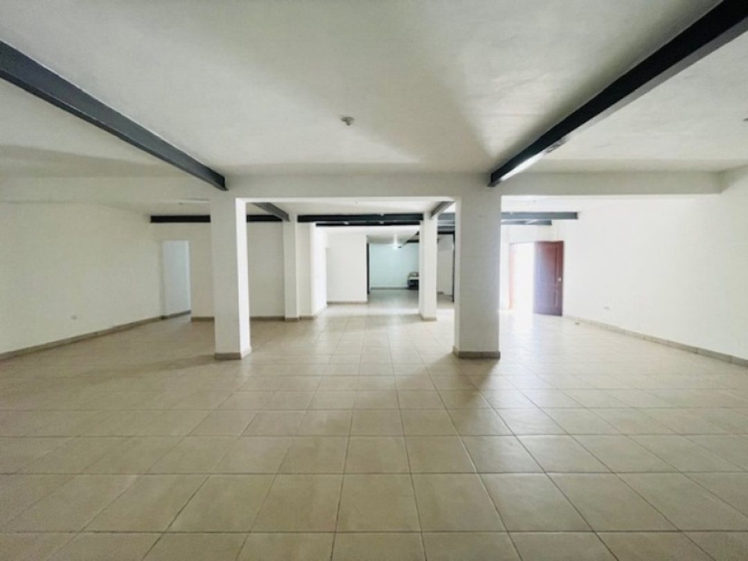 Propiedad Comercial en Zona Universitaria