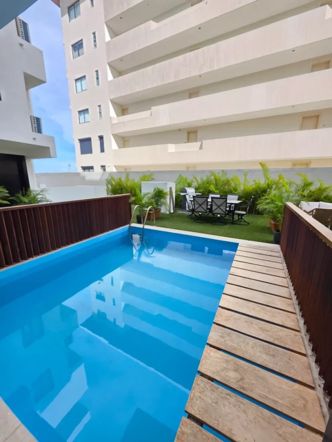 Amplio apartamento en alquiler en Cap Cana con piscina