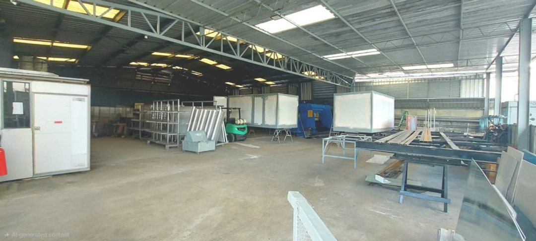 Nave Industrial 1,130 m2 en Villa Aura