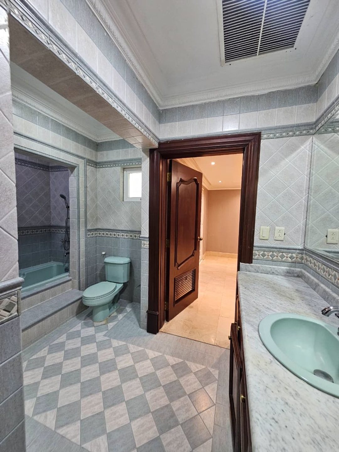 Elegante Casa en Renta
