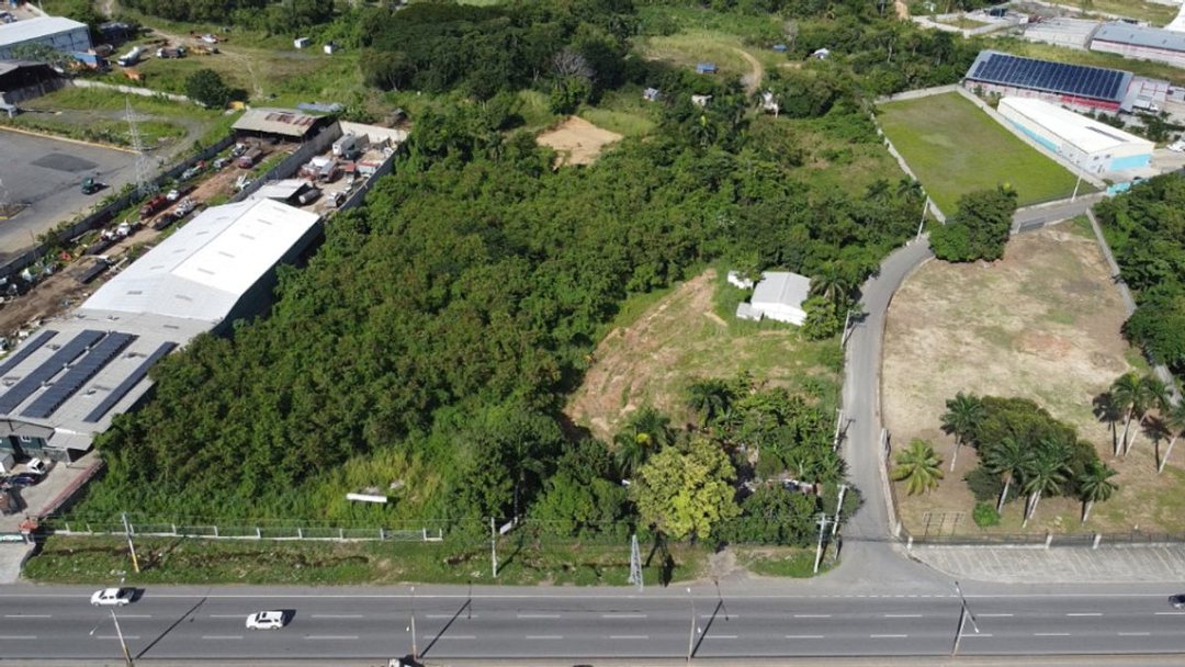 Terreno en Venta en Autopista Duarte, KM 18