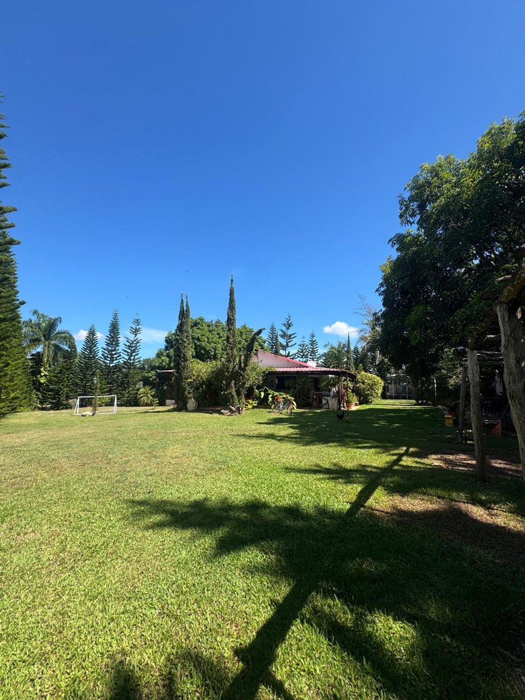 Villa con 2,000 m2 de solar en venta