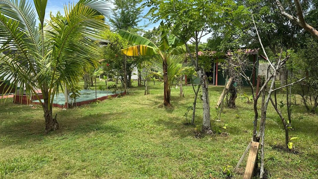 CASA EN VENTA 4 DORMITORIOS SAN ANTONIO DE GUERRA
