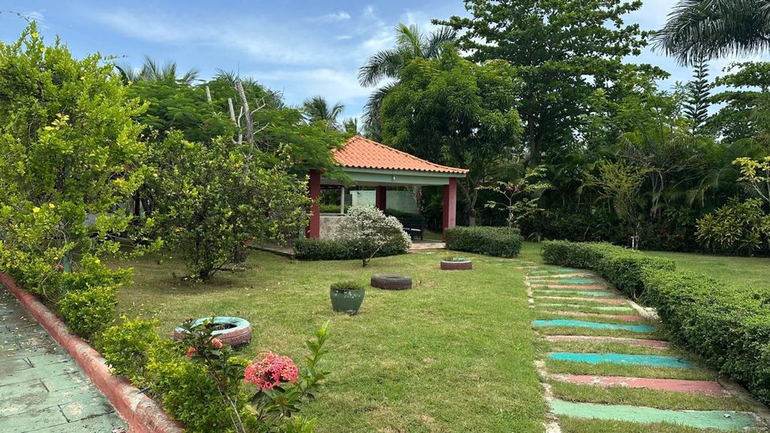 CASA EN VENTA 4 DORMITORIOS SAN ANTONIO DE GUERRA