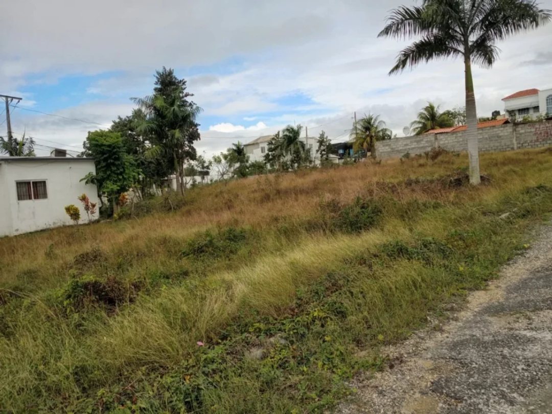 Solar en Santo Domingo Norte